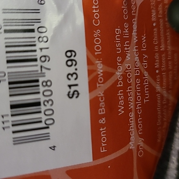 BUNDLE OF 4 HALLOWEEN HAND TOWELS - Picture 6 of 8